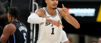 O campeão da NBA Perkins bate em Victor Wembanyama